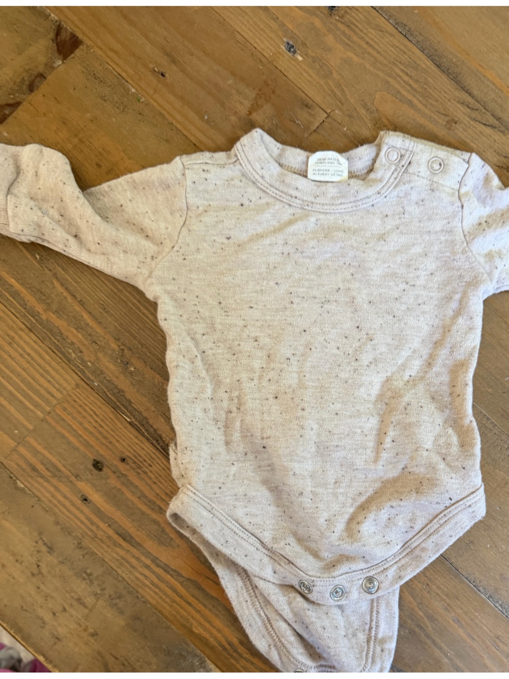 Goumi Baby long sleeve onesie speckle